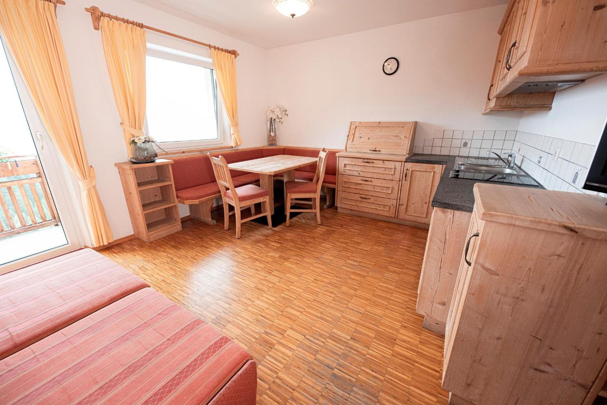 Roanerhof Aparthotel Campo Tures Luaran gambar